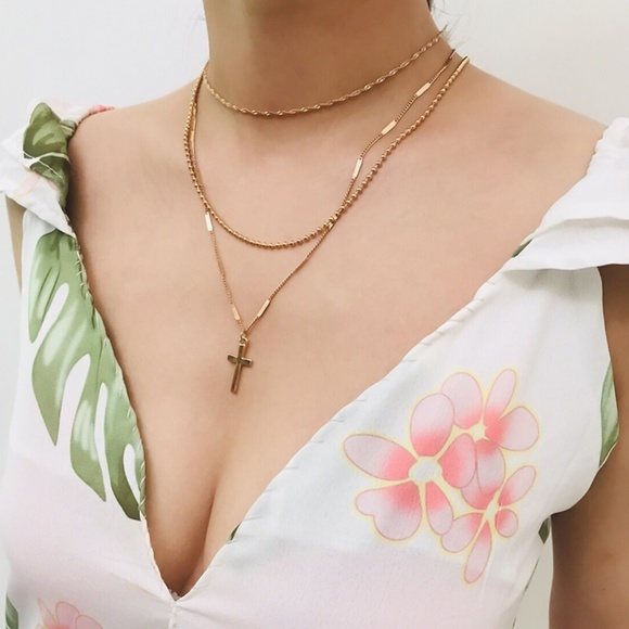 Last One!♥️Cross Necklaces - Picture 2 of 7